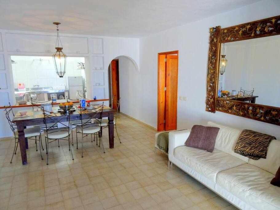 Casa Descanso Con Jacuzzi En Playa Quemada Exteriér fotografie